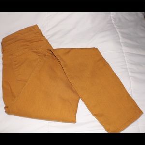 Mustard yellow jeggings